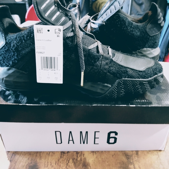 NEW ! Adidas Dame 6 men\'s basketball shoe size 7.5 main image 4